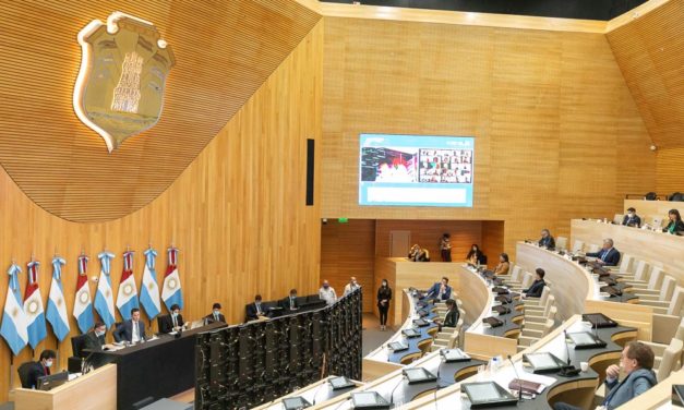 Schiaretti solicitó a la Legislatura que la Provincia adhiera a la Ley nacional de «Uso medicinal del cannabis»