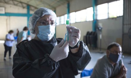 Río Cuarto: Esta tarde comenzará la vacunación contra el coronavirus a docentes de la ciudad