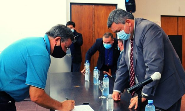 Bulnes: firmó convenio de colaboración y protección para los adultos mayores