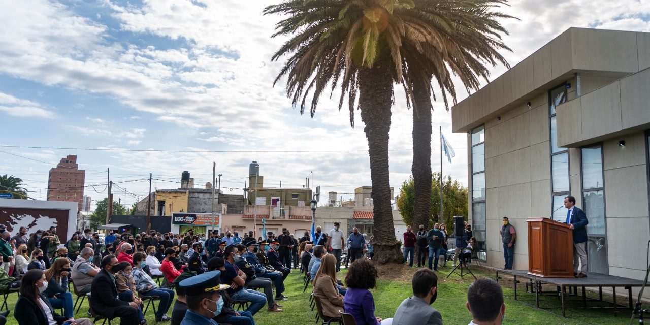 El Intendente Llamosas encabezó el acto central por el 39º Aniversario de la Guerra de Malvinas