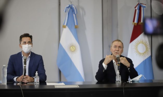 Calvo encabezó reunión con intendentes para acordar medidas sanitarias