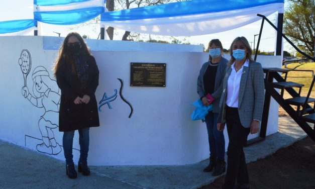 Del Campillo: se inauguró el playón deportivo y escenario en el predio del ferrocarril