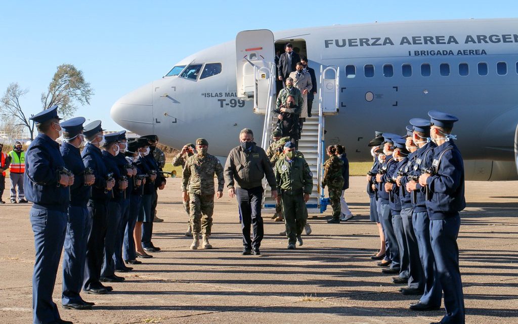 Mosquera recibió al ministro Rossi en su visita al Área Material de Río Cuarto