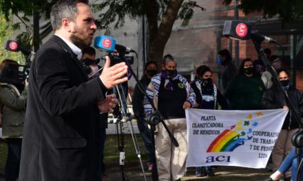 Cabandié visitó Córdoba y entregó aportes por $ 1.000 millones