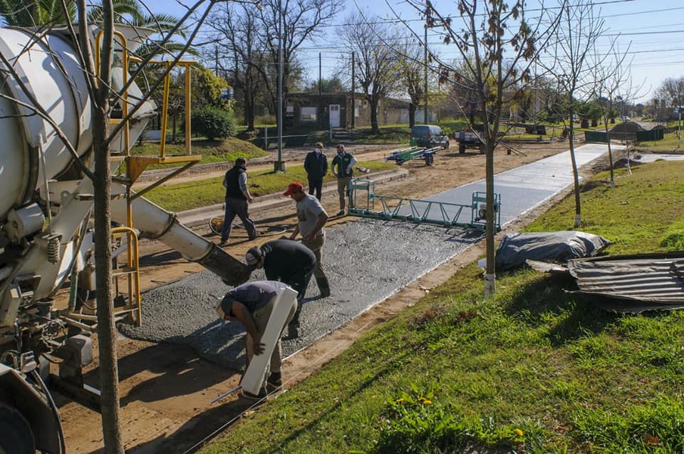 Arias: Comenzó la obra de pavimentación en Av. Catamarca