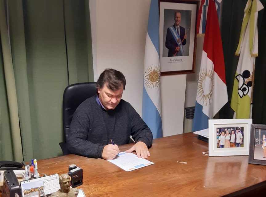 Adelia María: Firma del Convenio «Plan Córdoba Mayor»