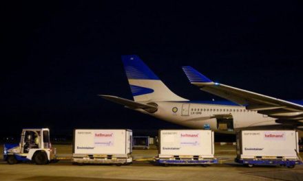Llegó otro vuelo con vacunas Sinopharm y Argentina superó las 23,8 millones de dosis
