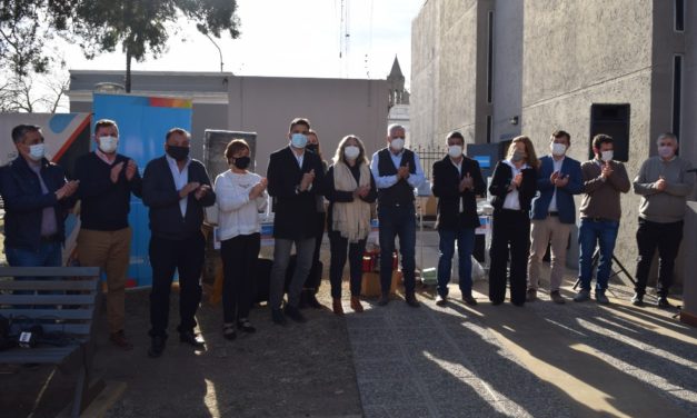 La Provincia entregó equipamiento médico en el departamento Río Cuarto