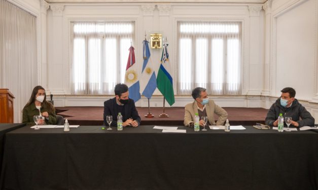 Comienza el pago de los microcréditos a los rubros más afectados por la pandemia