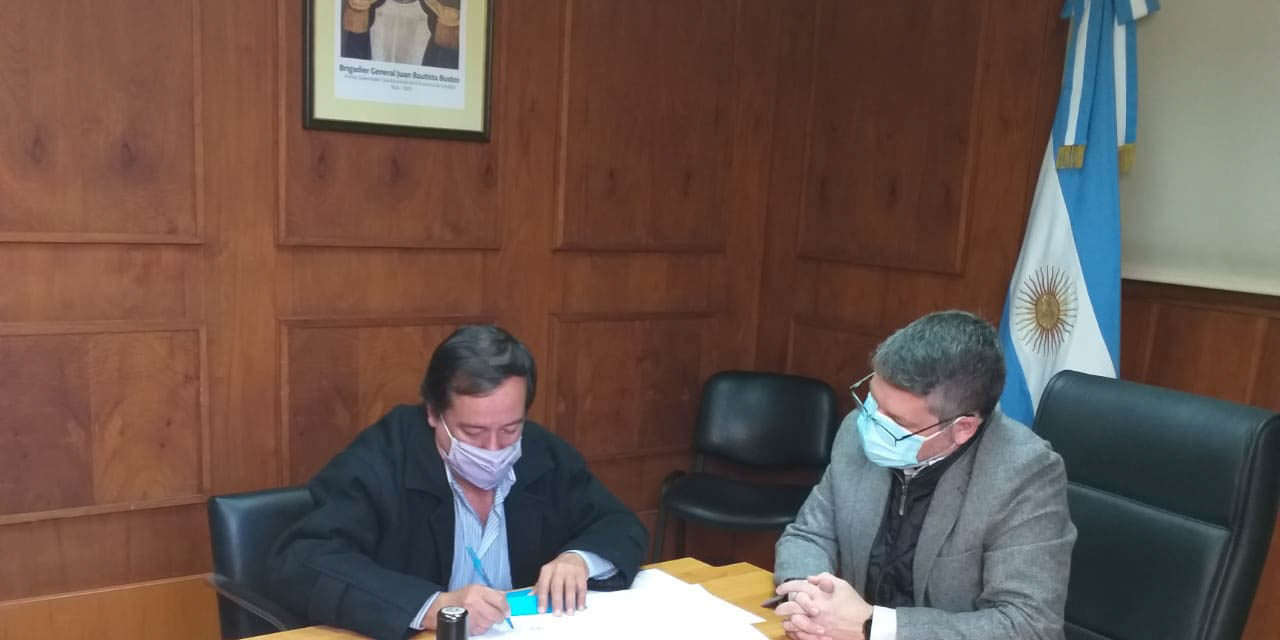 Achiras: firma de convenio para refaccionar el Dispensario Municipal