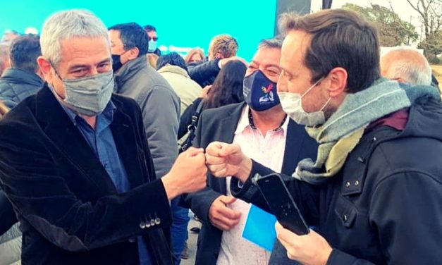 Bulnes: firma de convenio para la construcción de viviendas