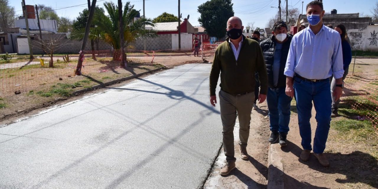 Villa María: Avanza la obra que llevará pavimento al 100% de barrio La Calera