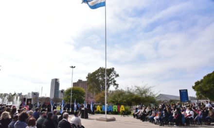 Rosso y Gill encabezaron el acto protocolar por el 154° aniversario de Villa María
