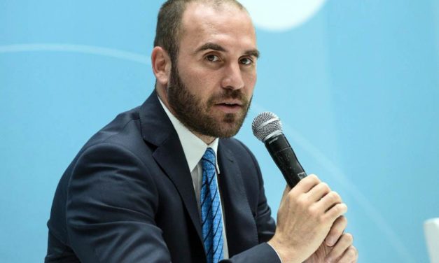 El Gobierno alista un paquete de medidas económicas: salario, IFE y AUH