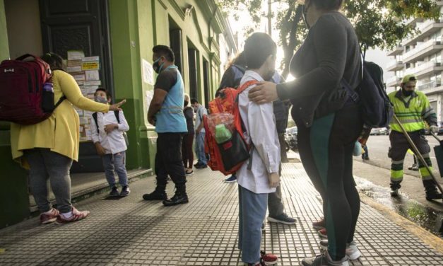 De modo progresivo, alumnos vuelven a la presencialidad plena en Córdoba