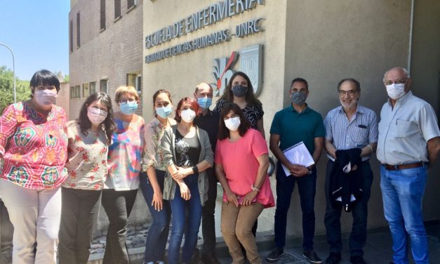 Autoridades de la UNVM visitaron la Escuela de Enfermería
