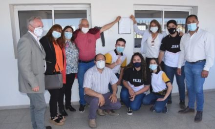 Alejandro Roca: se inauguraron obras de infraestructura escolar en el IPEATyM 429