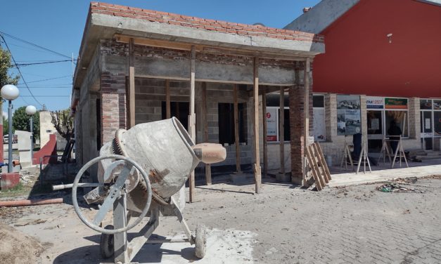 Elena: avanza la obra de remodelación de la Terminal de Ómnibus