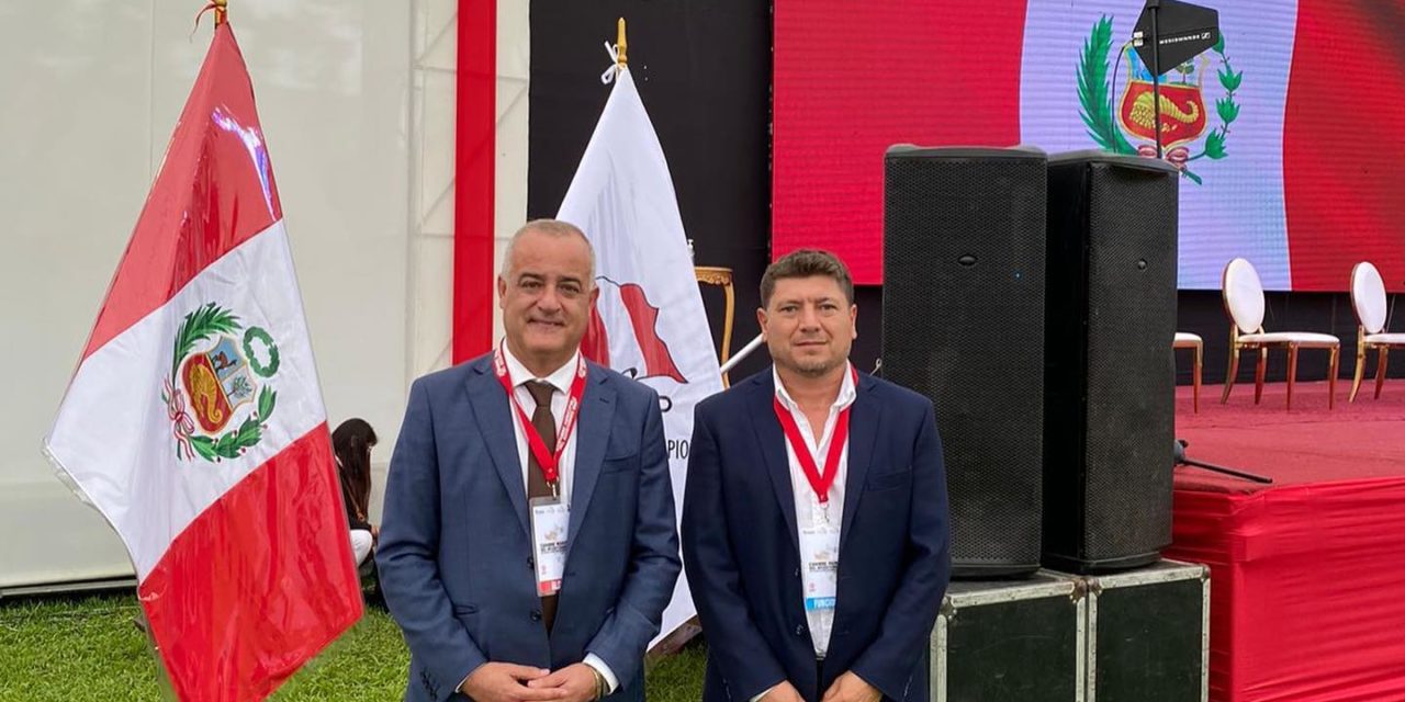 El intendente de Las Acequias participó de la Cumbre Municipal del Bicentenario en Perú