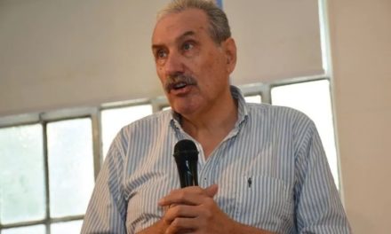 En una emotiva ceremonia se recordó en la UNRC a Nelso Oscar Farina