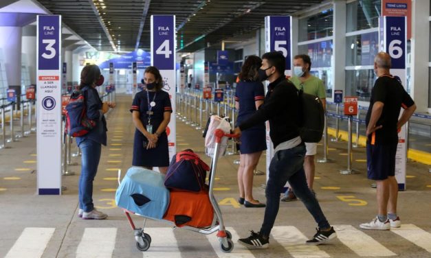 Cómo financiar las compras de pasajes y servicios de turismo al exterior