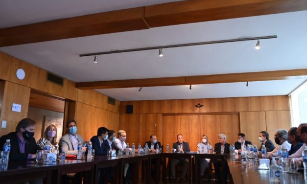 Firma de convenio para la continuidad de la red del maní