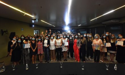 Se entregaron los premios y distinciones del concurso Por Más Lideresas
