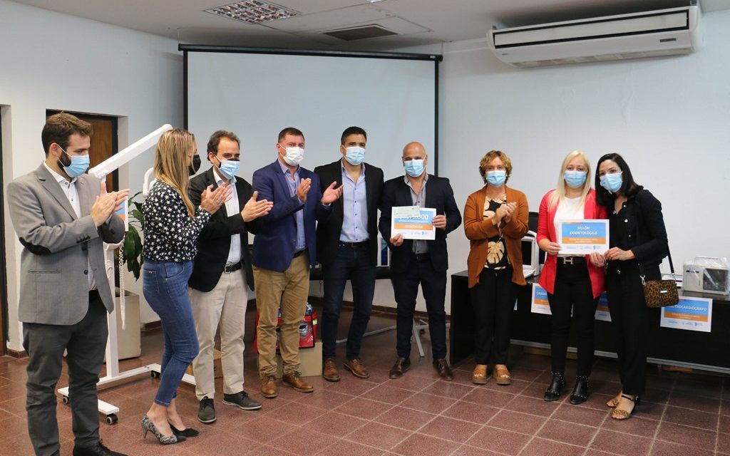 La Provincia entregó equipamiento médico y aportes en el departamento Río Cuarto
