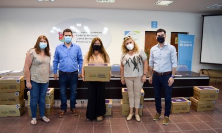 Se entregaron libros para las bibliotecas del Dpto. Río Cuarto