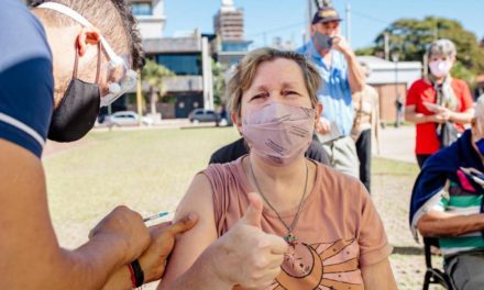 El 70 por ciento de los argentinos ya completó su esquema de vacunación