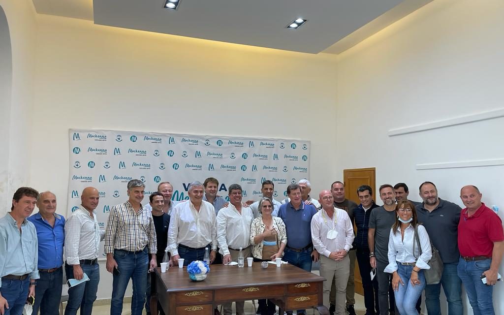Con la presencia de Morales, referentes radicales de Córdoba cerraron su encuentro regional en Vicuña Mackenna