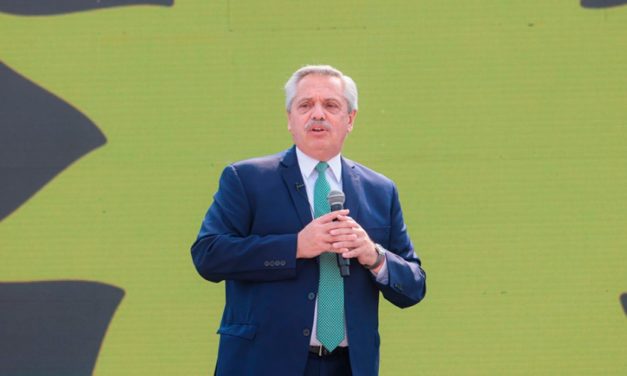 Fernández: «Mientras yo gobierne esta patria les voy a dar oportunidades a todos»