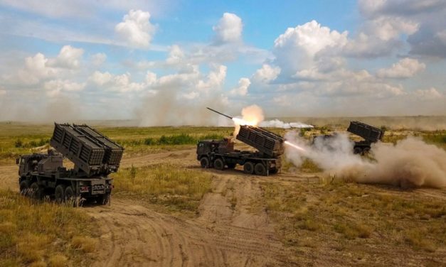 Rusia ataca a Ucrania, y Putin advierte a EEUU y la OTAN que no intervengan