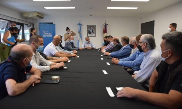 Clubes cordobeses firman exención de impuestos a cambio de acciones sociales