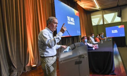 10 mil Viviendas: Schiaretti lanzó créditos para la construcción y compra