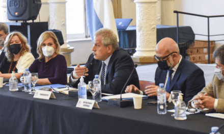 «La universidad es presencialidad plena», dijo el ministro de Educación