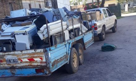 Adelia María: Entrega de residuos de aparatos eléctricos y electrónicos