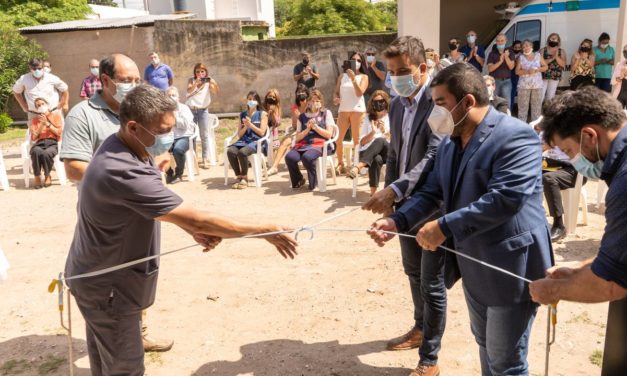 Dpto. Juárez Celman: Torres entregó aparatología y fondos para obras