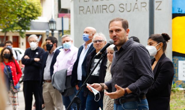 Villa María: se inauguró la plazoleta Ramiro Suárez, con un mural alusivo al Día Nacional de la Memoria