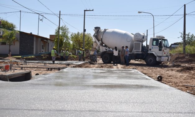 Vicuña Mackenna: avanza la obra de pavimentación