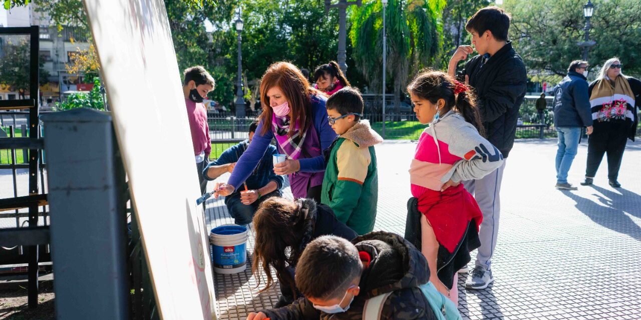 Río Cuarto: Obra Mural sembrando la Cultura de la Paz