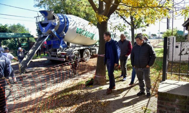 Villa María: Avanza la pavimentación de calle Calafate, en barrio Mariano Moreno