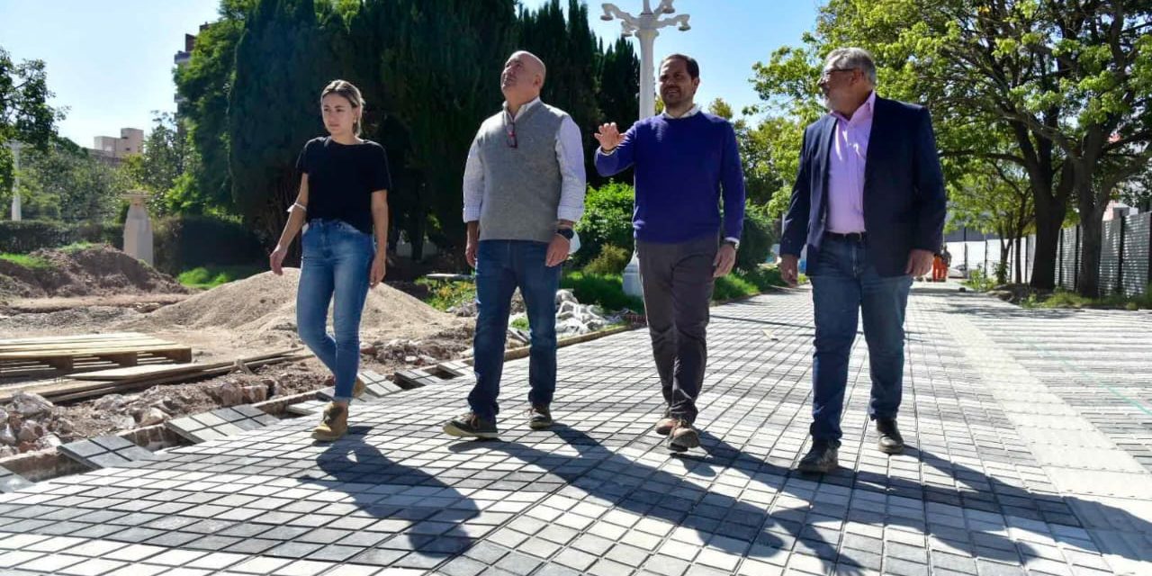 En plaza Centenario de Villa María, avanza la obra de restauración arquitectónica de la obra de Salamone