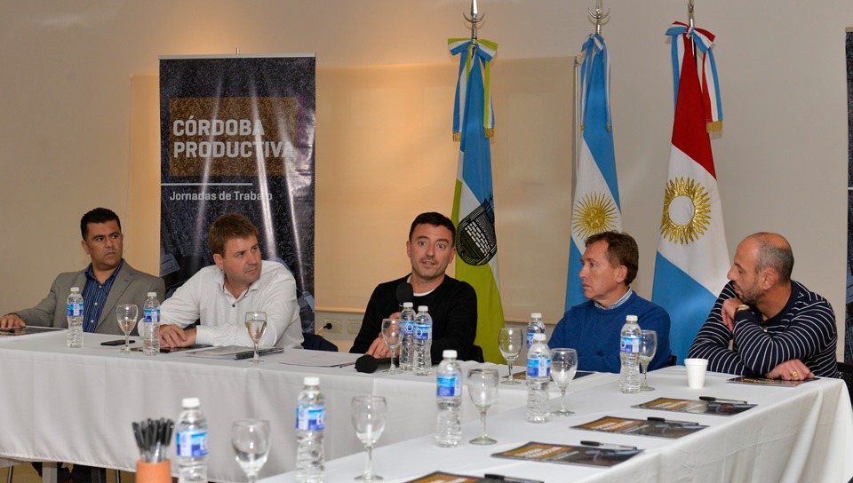 Arias: Rodrigo De Loredo visitó la localidad para debatir sobre la Cadena Granaria Argentina