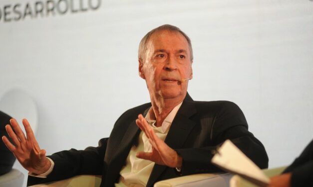 Schiaretti viaja a Kuwait por la firma del Acueducto Santa Fe–Córdoba
