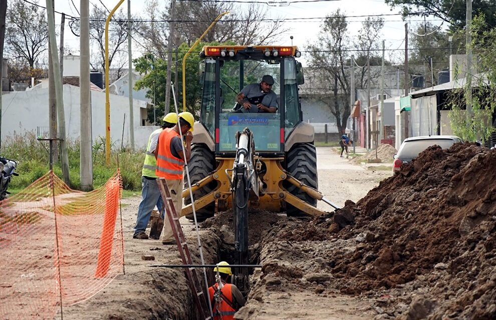 San Francisco: avanza obra de saneamiento cloacal para cuatro barrios