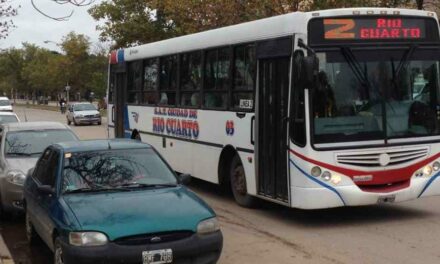 Comenzó el paro de colectivos en el interior del país