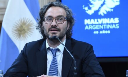 Cafiero viaja a la ONU para reafirmar los derechos argentinos sobre Malvinas