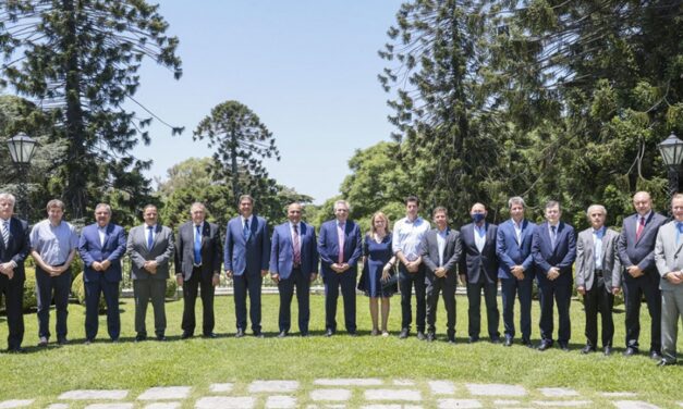 Se lanzó la Liga de Gobernadores, con eje en la reforma de la Corte y la puja con CABA