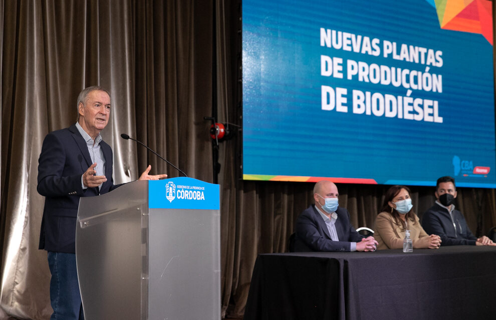 Schiaretti anunció la construcción de 20 plantas de biodiésel